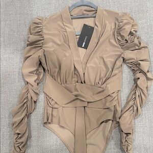 Brown Long Sleeve Ruched Top